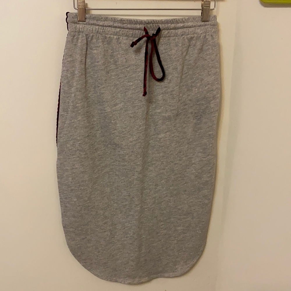 Know One Cares Gray Skirt, Junior Medium